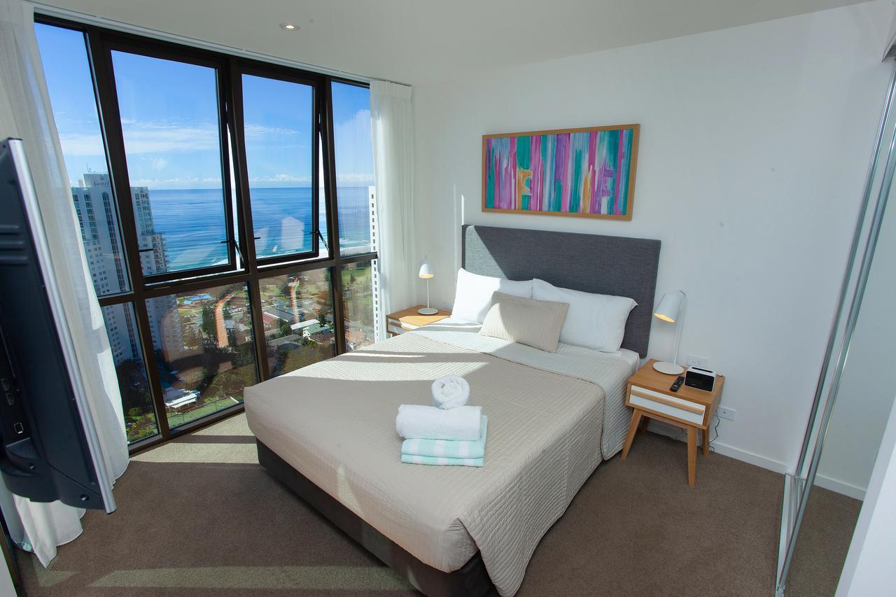 High Floor Ocean View Suites Broadbeach Gold Coast Exterior foto