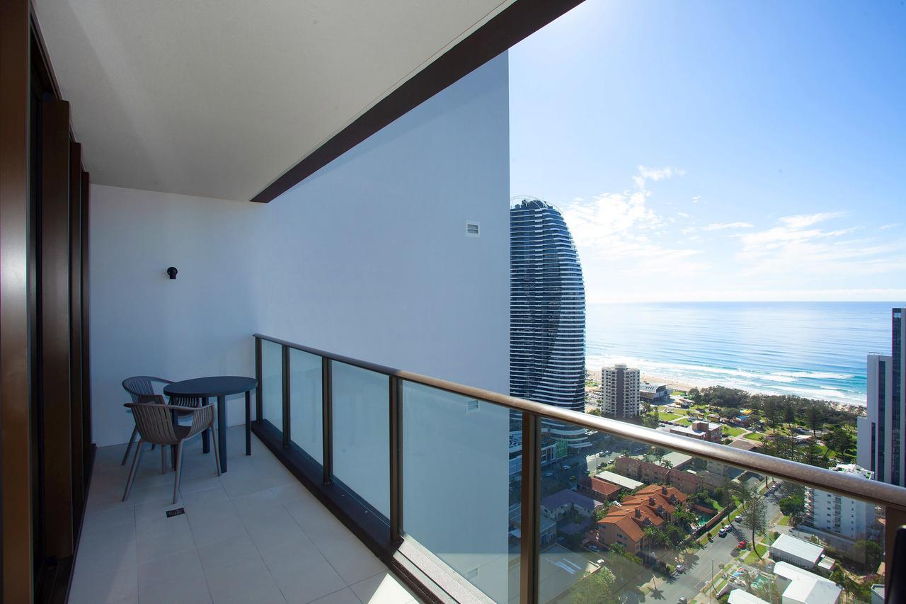 High Floor Ocean View Suites Broadbeach Gold Coast Exterior foto