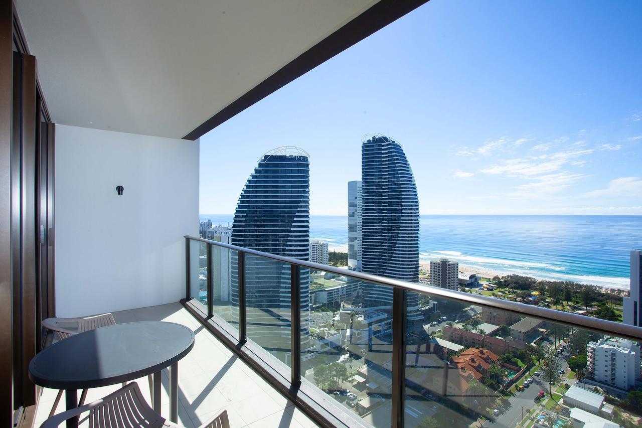 High Floor Ocean View Suites Broadbeach Gold Coast Exterior foto