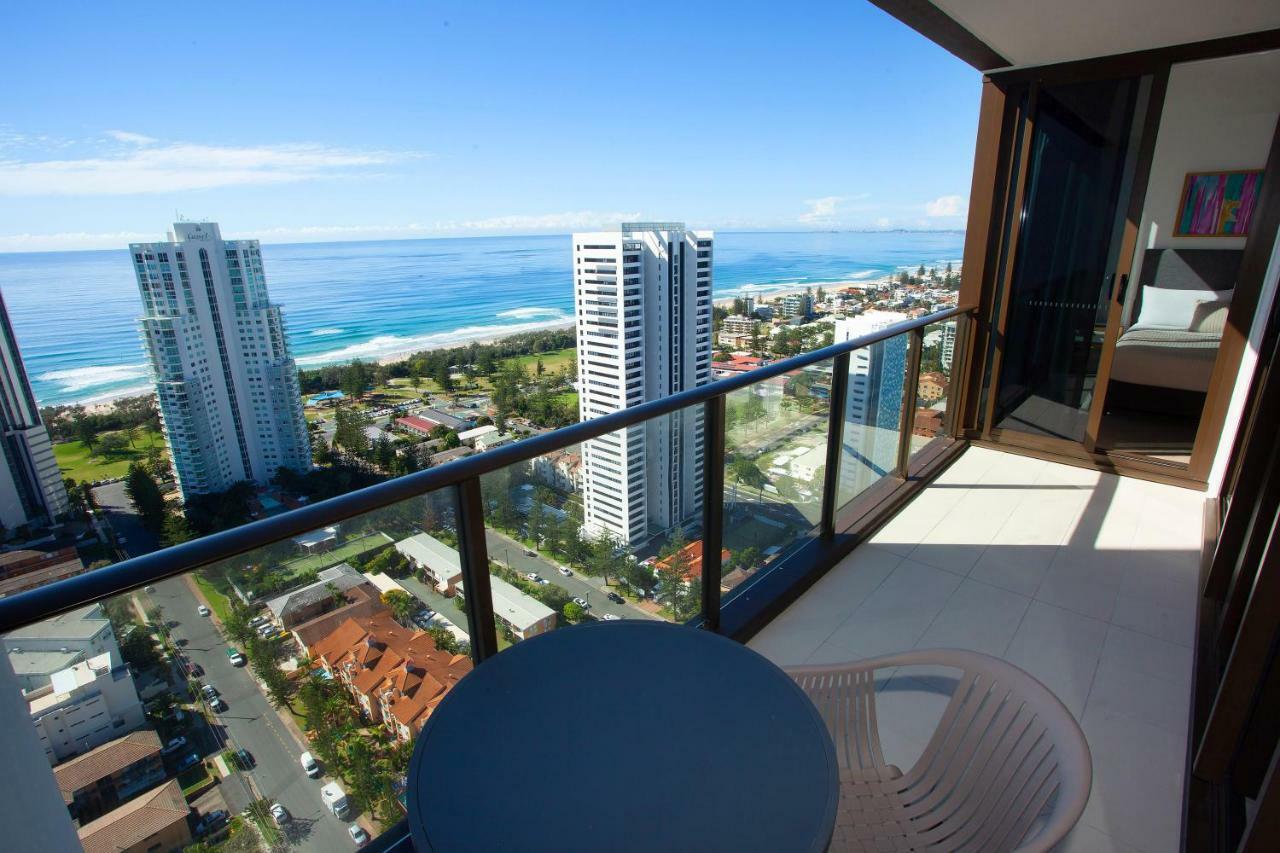 High Floor Ocean View Suites Broadbeach Gold Coast Exterior foto